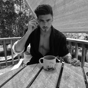 Meet your Posher, James